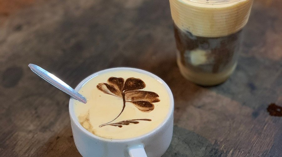 Đinh Café - Vintage Charm by Hoan Kiem Lake