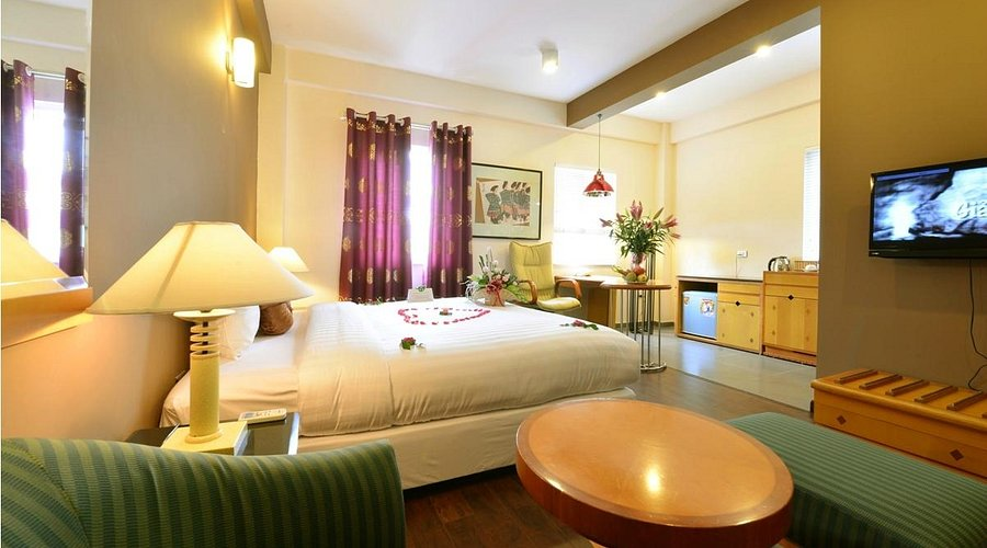 Golden Sun Villa Hotel (source: Tripadvisor)