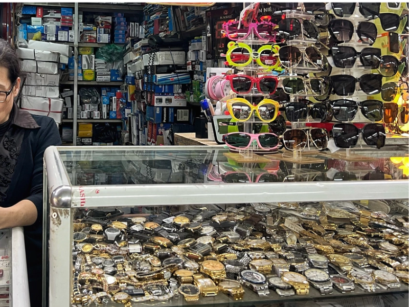 Jewelry and accessories at Dong Xuan market