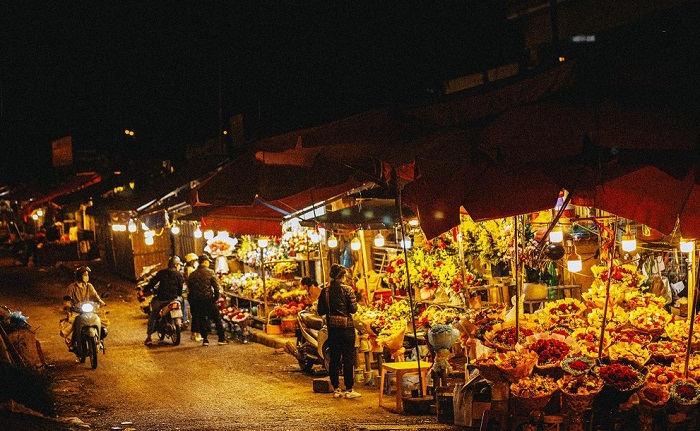 Chợ hoa đã hình thành và phát triển từ nhiều thập kỷ trước