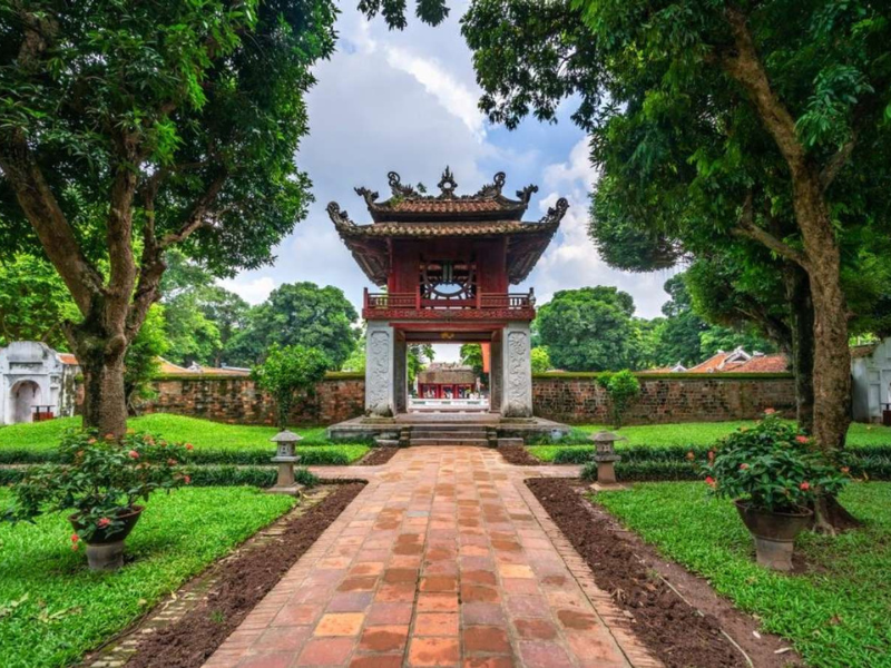 Quoc Tu Giam temple