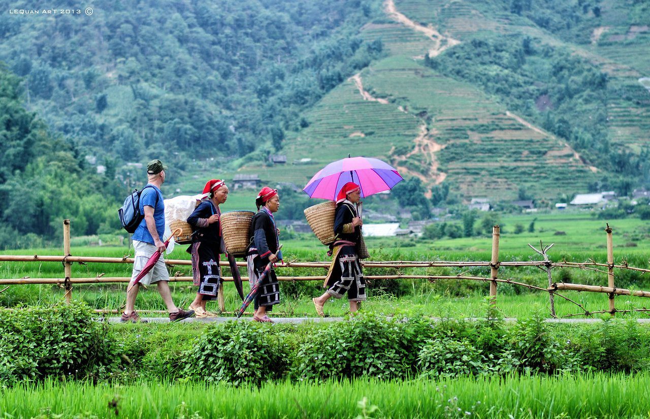 Sapa – Muong Hoa valley tour (by bus) – 3days-2nights – Hotel stay & Homestay